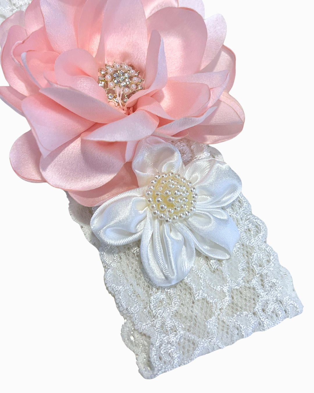 Aria 2pc White Lace w Pink Flower