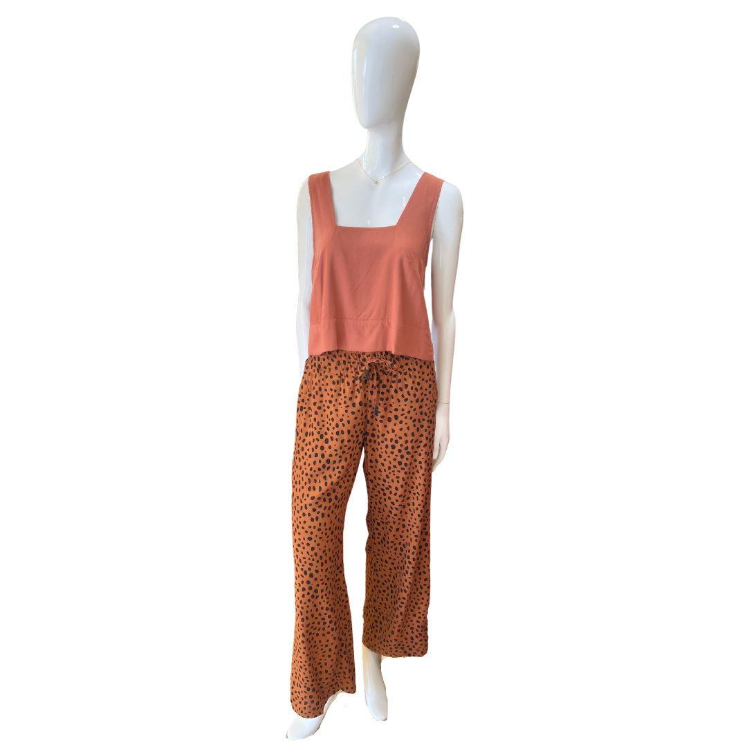 2pc Tayla w Malta - *