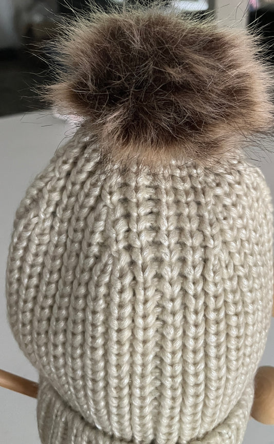 Beige Knit Winter Hat with Faux Fur Pom Pom - Women’s Cozy Cold Weather Hat