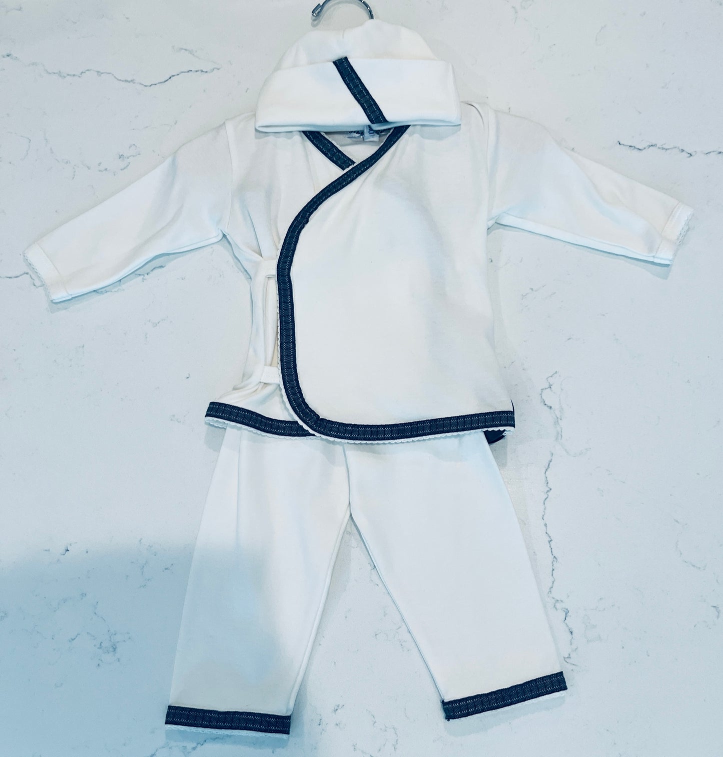 Sippy’s Babes 3-Piece Cream & Navy Kimono Set with Hat