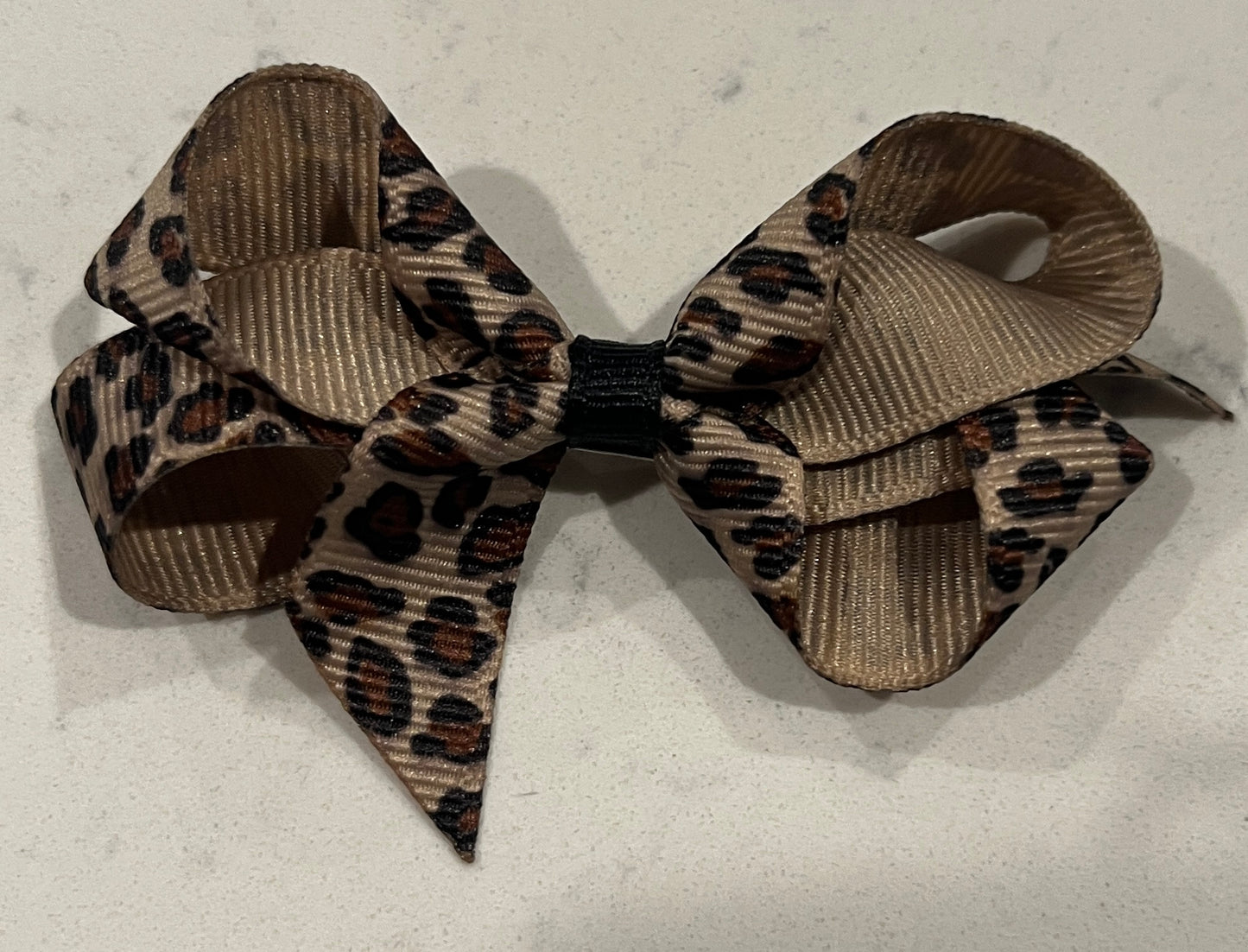 Toddler Animal Print Bow w Clip 3