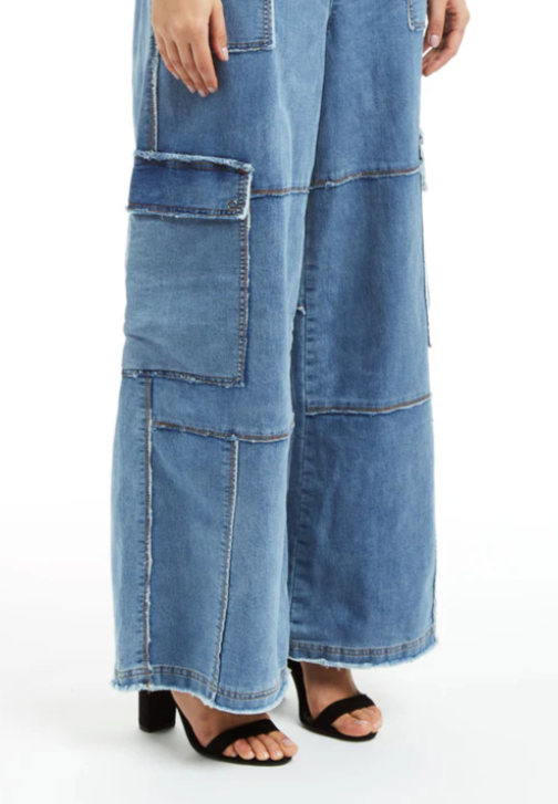 Med Wash Denim Wide Leg Pant