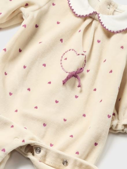 3 Heart Collared Footie