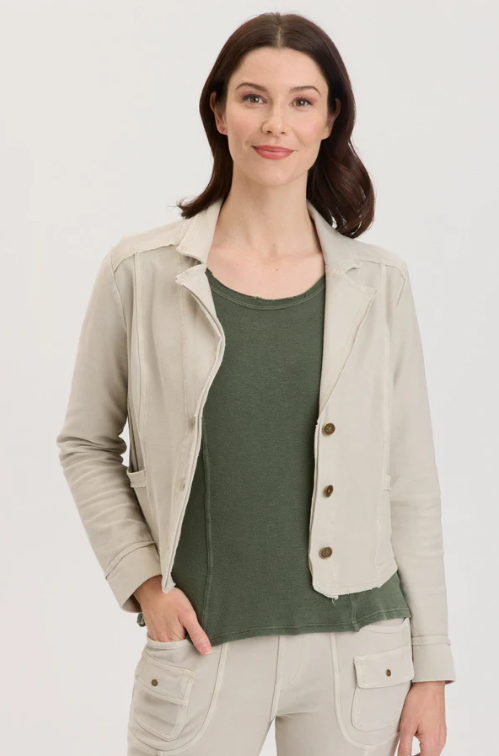 Tracie Short Blazer w Pocket