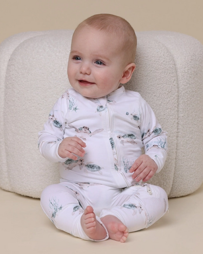 turtle baby footie, organic cotton baby sleeper, zip baby romper, ocean print baby outfit, boutique baby boy footie, eco friendly baby clothing, newborn turtle romper, infant zip one piece, soft cotton baby pajamas, baby shower gift sleeper