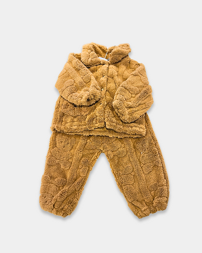bear plush pant set, toddler teddy bear outfit, cozy fleece kids set, plush winter baby outfit, boutique toddler lounge set, baby bear face jacket, kids plush 2-piece set, warm toddler plush clothing, fleece baby boy girl set, cute toddler bear outfit