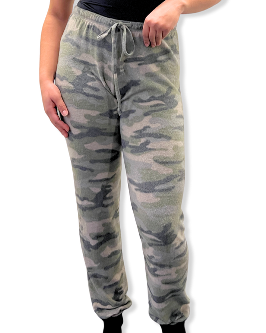 camo jogger sweatpants Expressions Boutique NY, women’s elastic cuff joggers, cozy boutique lounge pants, drawstring camo pants, trendy casual streetwear
