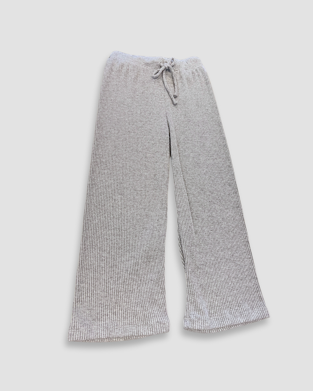 boutique women’s loungewear set Expressions Boutique NY, grey sparkle knit pants, metallic ribbed co-ord set, soft waffle knit lounge outfit, chic comfy set for women neutral tones