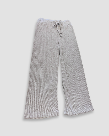 boutique women’s loungewear set Expressions Boutique NY, grey sparkle knit pants, metallic ribbed co-ord set, soft waffle knit lounge outfit, chic comfy set for women neutral tones