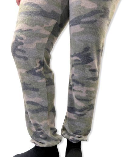 camo jogger sweatpants Expressions Boutique NY, women’s elastic cuff joggers, cozy boutique lounge pants, drawstring camo pants, trendy casual streetwear