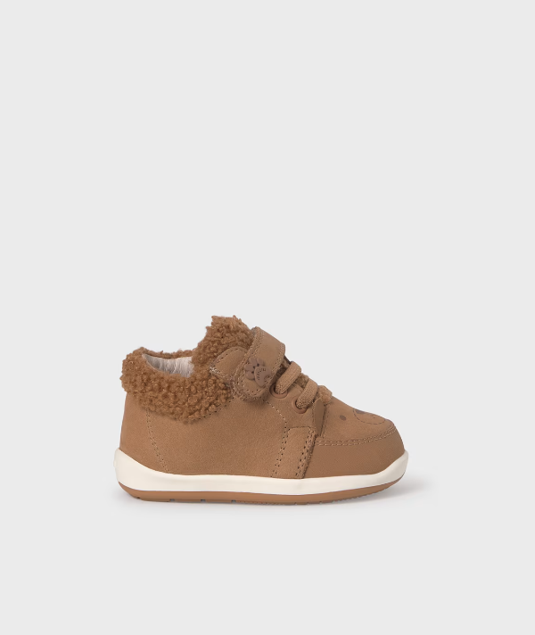 Camel Sneakers