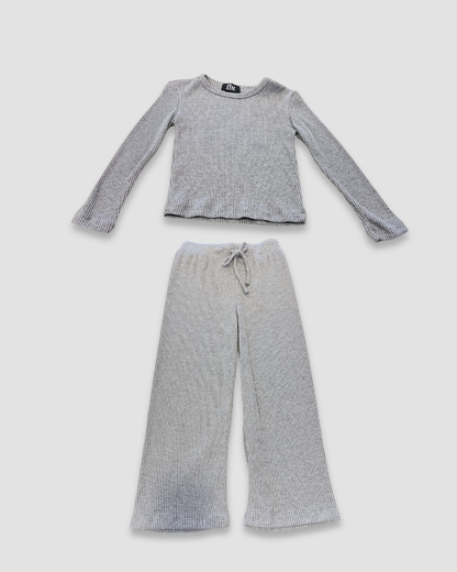 boutique women’s loungewear set Expressions Boutique NY, grey sparkle knit pants, metallic ribbed co-ord set, soft waffle knit lounge outfit, chic comfy set for women neutral tones