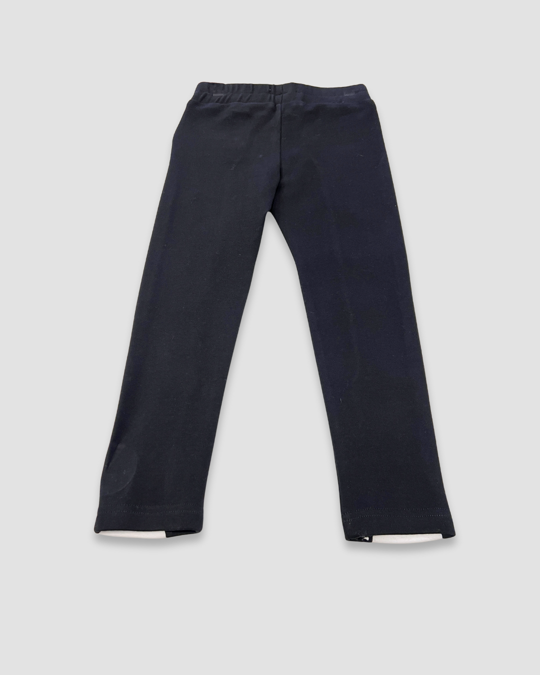 girls black and white pants, color block pants kids boutique, Expressions Boutique NY girls fashion, trendy zipper pants for girls, monochrome children’s outfit