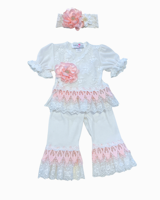 Aria 2pc White Lace w Pink Flower