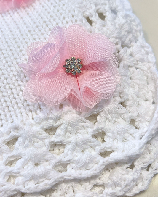 White w Pink Flower Small Rhinestone Center Blanket