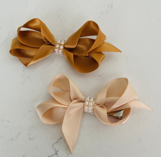 Bows Art 3" Satin Bow w Pearl Center