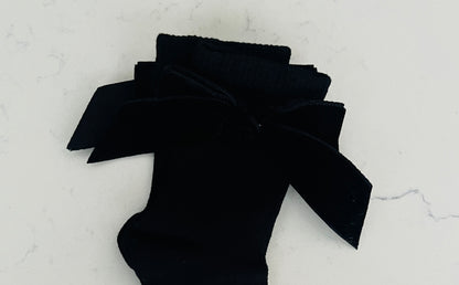 Meia Pata Knee High Socks with Knot Velvet Bow | Girls’ Dress Socks & Boutique Accessories