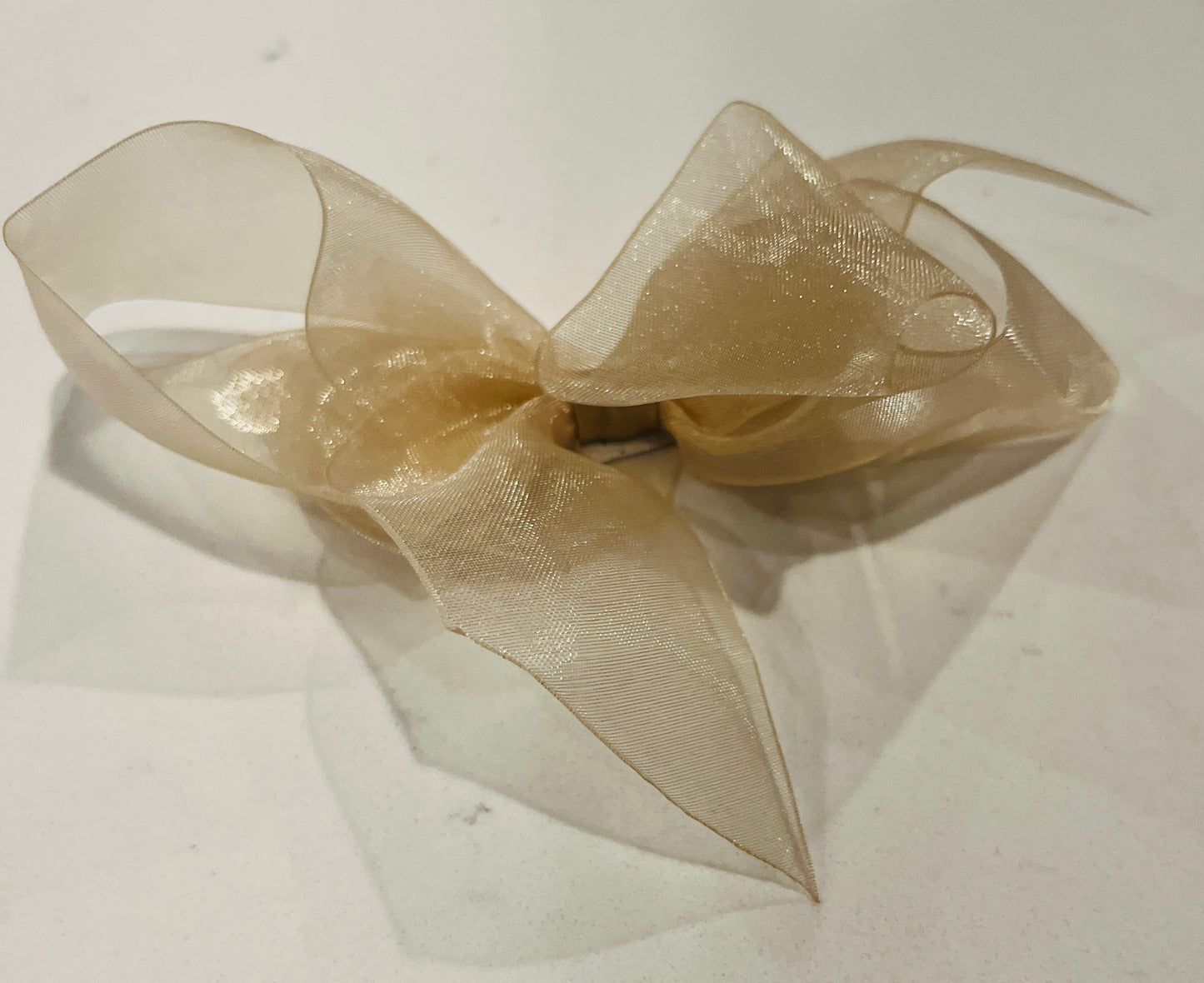 Bows Art 3" Satin Bow w Pearl Center