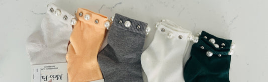 Short Socks With Pearl Studded cuff
