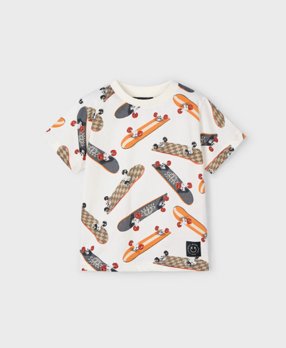 2pc Skateboard Tee w Charcoal Shorts