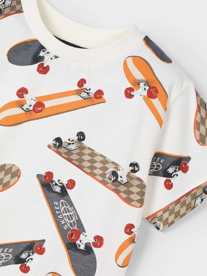 2pc Skateboard Tee w Charcoal Shorts