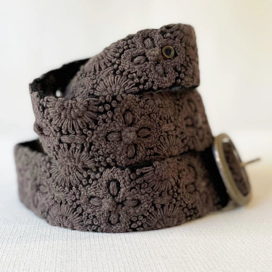 embroidered wool belt, boho chic belt, artisan wool accessories, floral embroidered belt, boutique statement belt, women’s wool belt, vintage style buckle belt, textured fashion belt, versatile women’s accessories, handmade wool belt, fall fashion accessories, elevated casual style