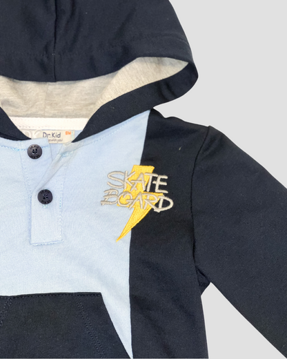 Skate Board Sweatshirt w Hood